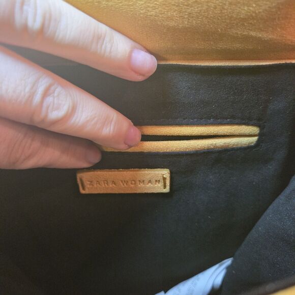 Zara Women Suede Yellow Shoulder Bag Wolf Detail Small - Picture 6 of 12